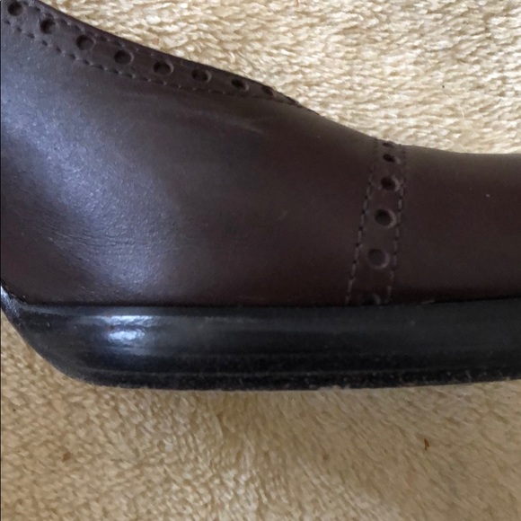 brown pumps wing tip design Coca by Maraolo - Picture 4 of 7